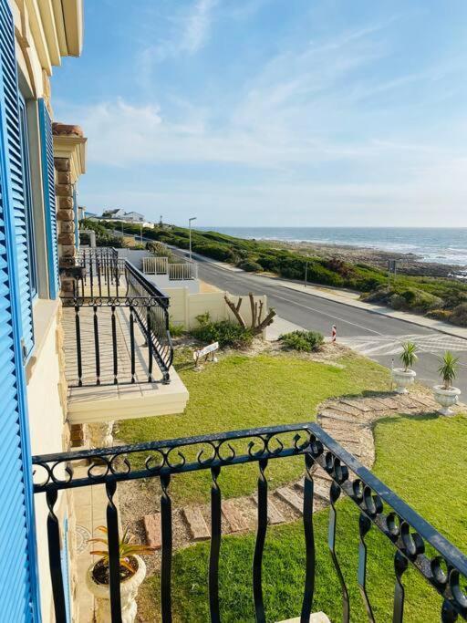Casa Balena - Gansbaai Seafront Accommodation, Back-Up Power Buitenkant foto